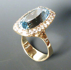 Gorgeous Blue Topaz and Diamonds Ring